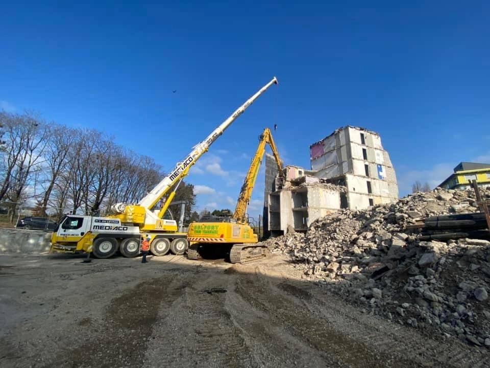 Travaux de démolition de maisons, bâtiments, granges et industries aux alentours de Belfort et Mulhouse Audincourt